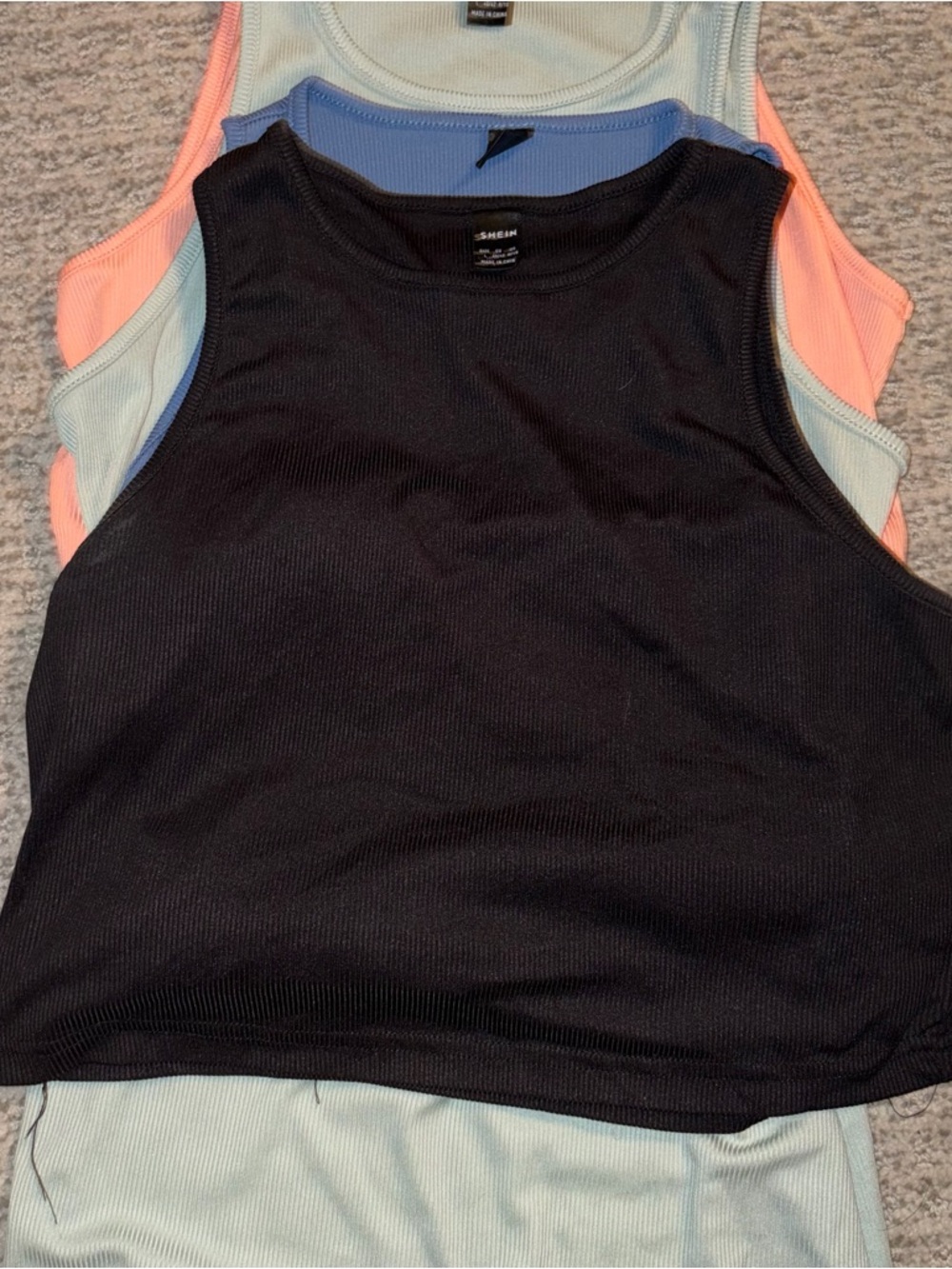 SHEIN Ribbed Tank Top - 6 piece - Picture 2 of 3